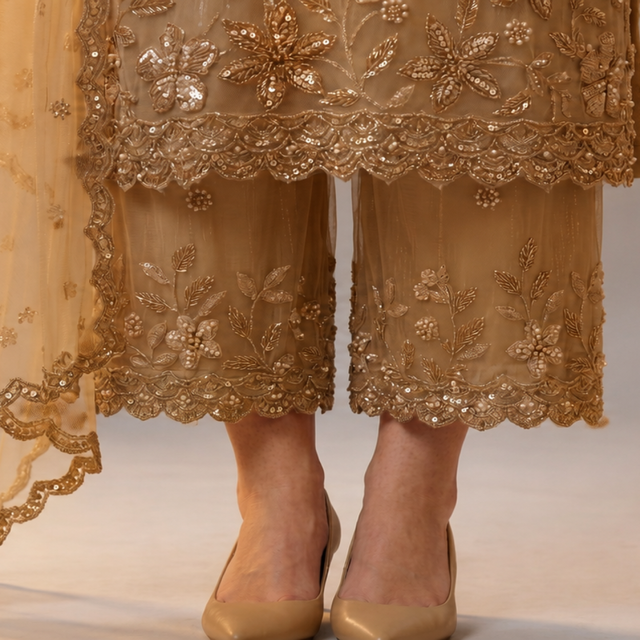 Designer-boutique-pitampura-raakhee-ohrii-photo-1